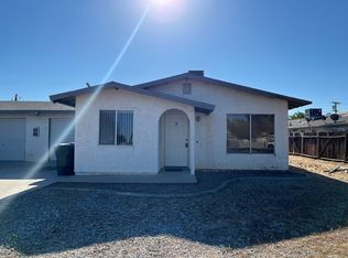 727, Apple Valley, CA 92308