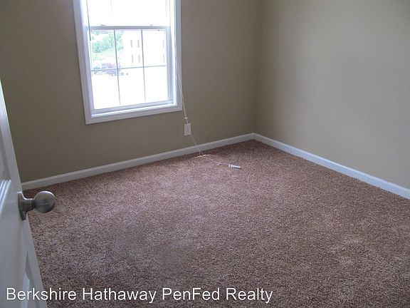 3rd image of 545 Patriot Park Ct Unit C
