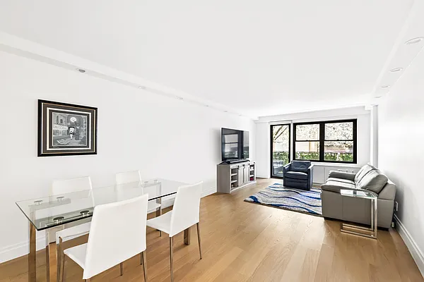 Sold by Compass | media 19