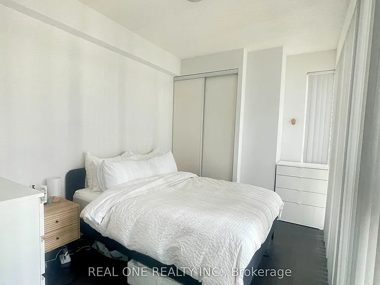 87 Peter St #1711 — Photo 8