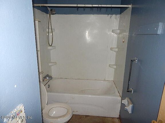 5th image of 410 BRIGHTON Avenue