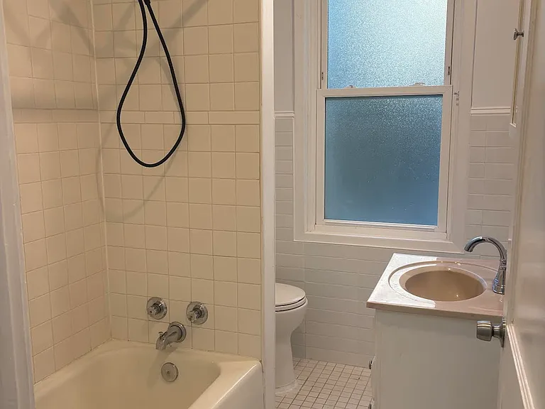 2757-2759 Churchview Ave #1 — Photo 5