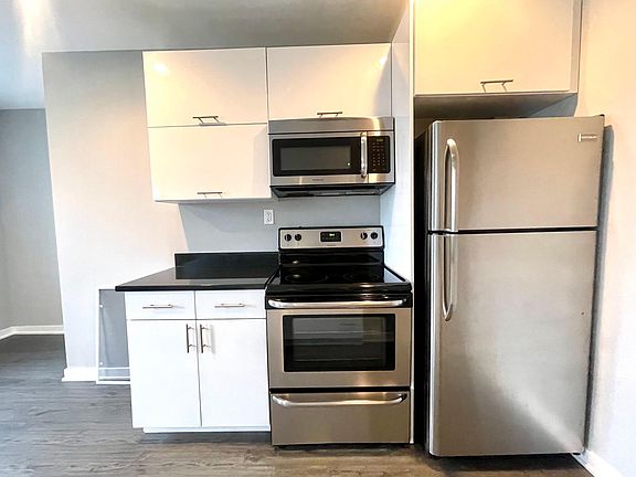 3rd image of 1924 Geary St #2R