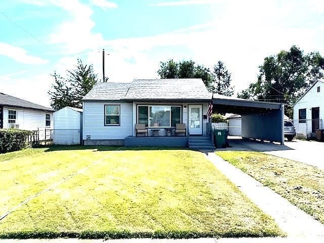 1st image of 528 E Joseph Ave