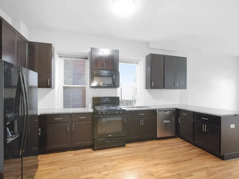 2341 W Montana St #1R