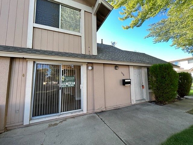 1st image of 1534 Chester Sq #1534