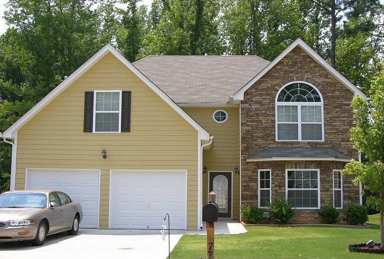 2nd image of 77 Briandwood Dr