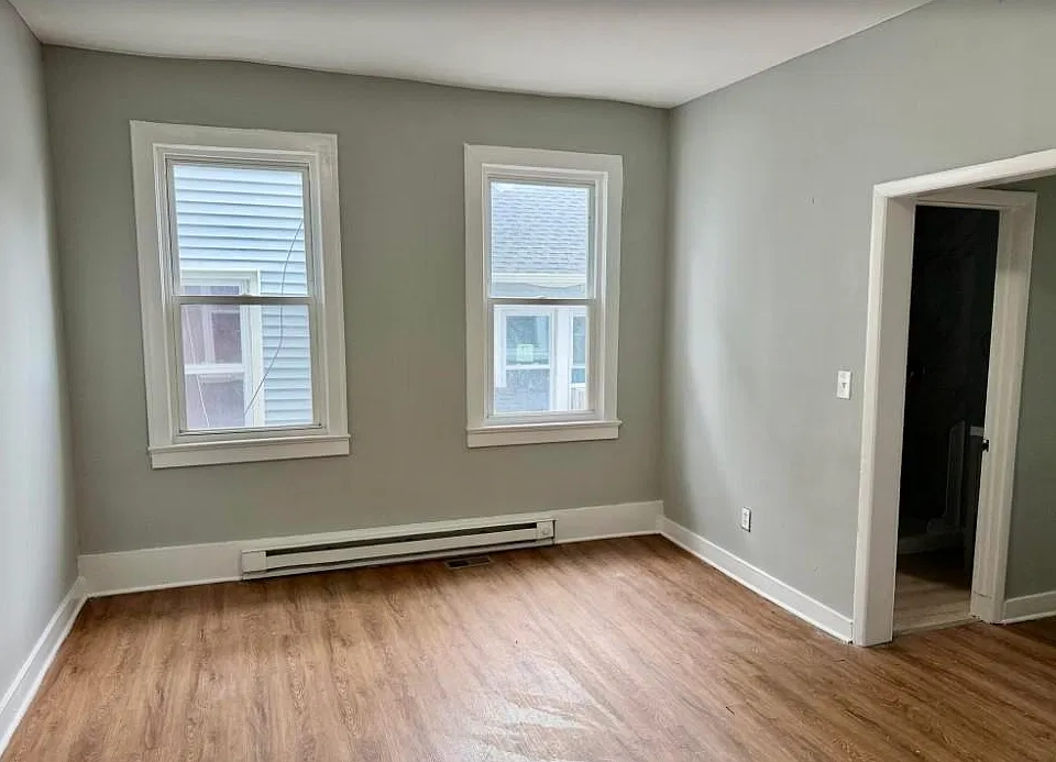 37 2nd Ave #3