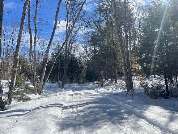 3rd image of 68-74 Branch Londonderry Turnpike