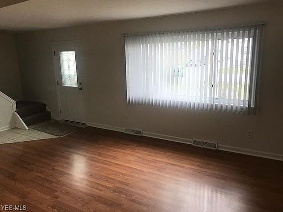2nd image of 230 Courtland Blvd