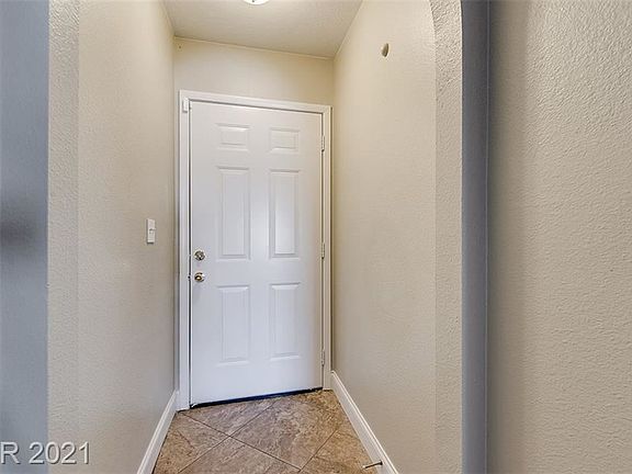 5th image of 5094 Brownwood Ave