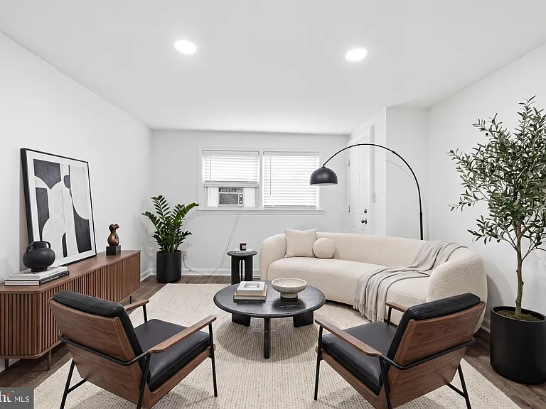 3816 W Bay Ave #1 — Photo 1