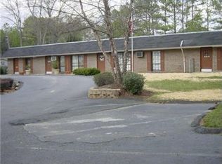 2147 Post Oak Tritt Rd, Marietta, GA 30062