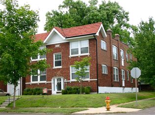 7401 Zephyr Pl #2E, Saint Louis, MO 63143