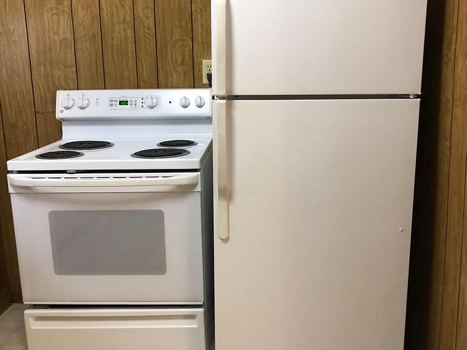 refrigerator and stove provided