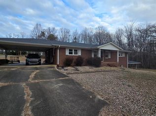 1239 Old Leaksville Rd, Ridgeway, VA 24148