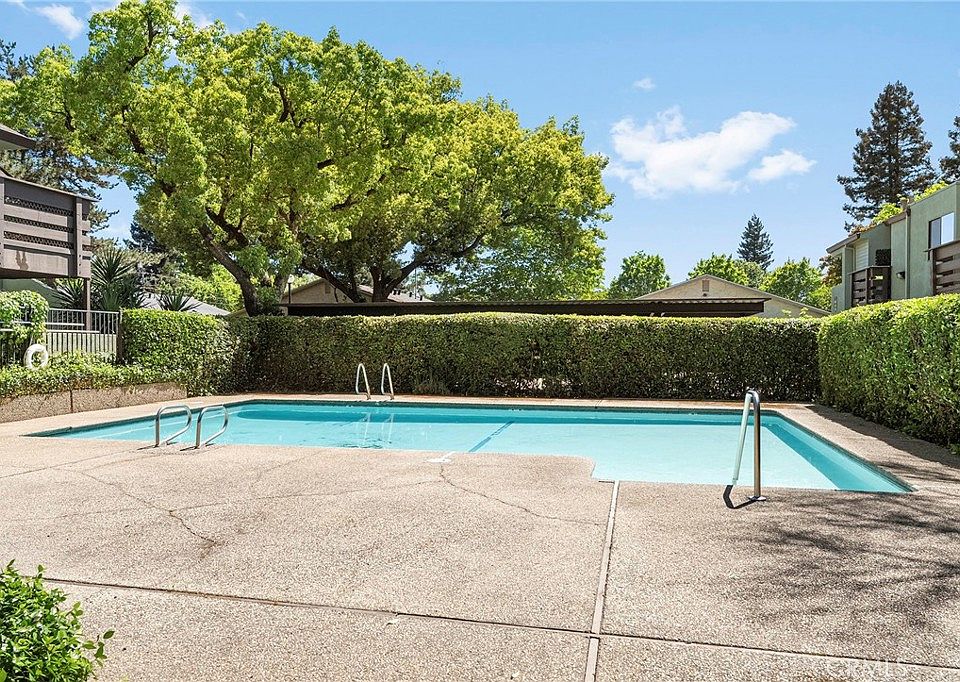 1st image of 1415 Sheridan Ave APT 22