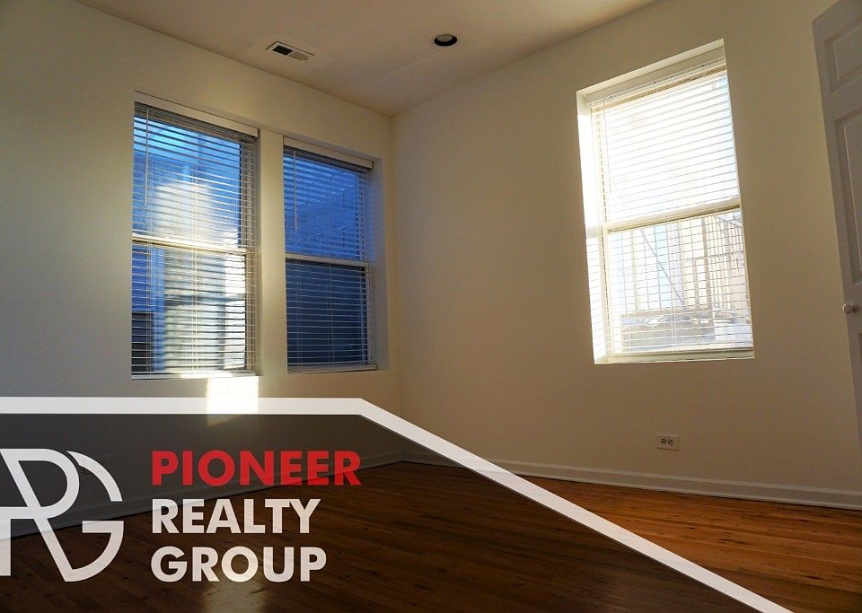 1st image of 2450 N Southport Ave #2450302