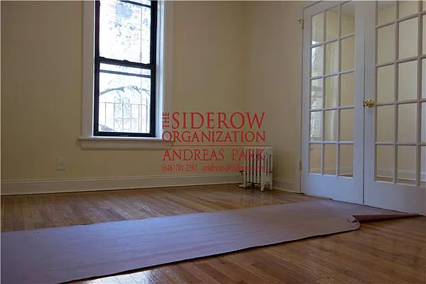 Rented by Siderow Residential Group | media 11