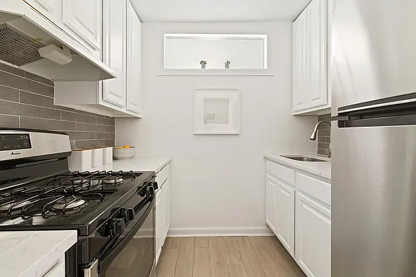 Sold by Compass | media 5