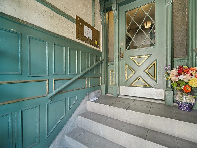 46 Broadway #3 — Photo 7