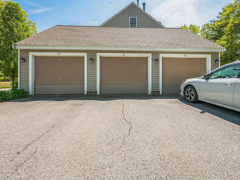 Birchwood Hills — Photo 15