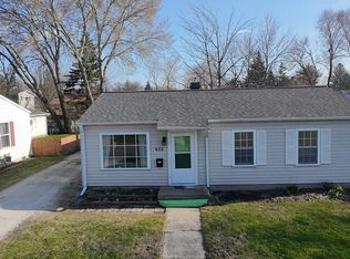422 Spring Ave, Dekalb, IL 60115