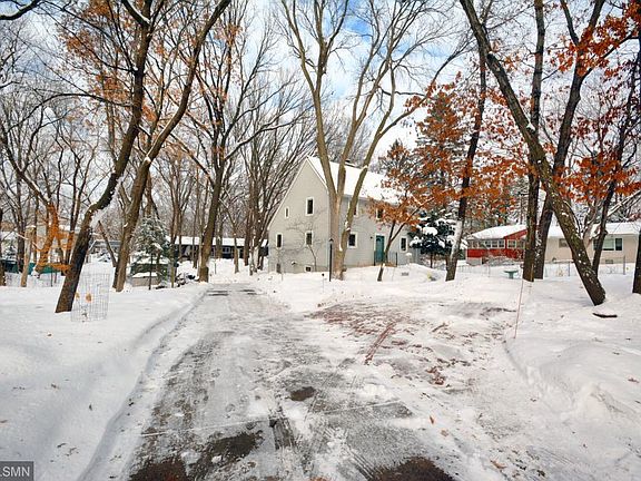 5th image of 2233 Snowshoe Ln