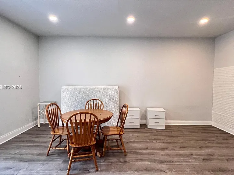 10911 SW 242nd St — Photo 11