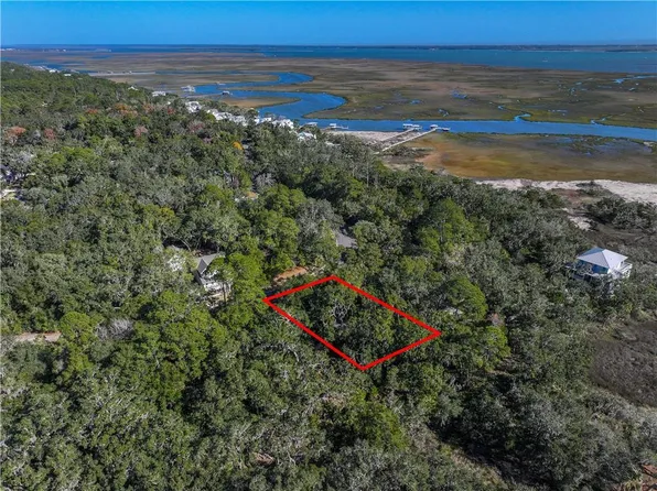 595 Tattnal Ln, Saint Marys, GA 31558