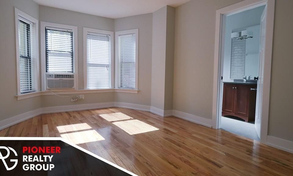 1st image of 550 W Arlington Pl #550101