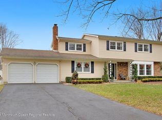 112 Sherwood Dr, Freehold, NJ 07728