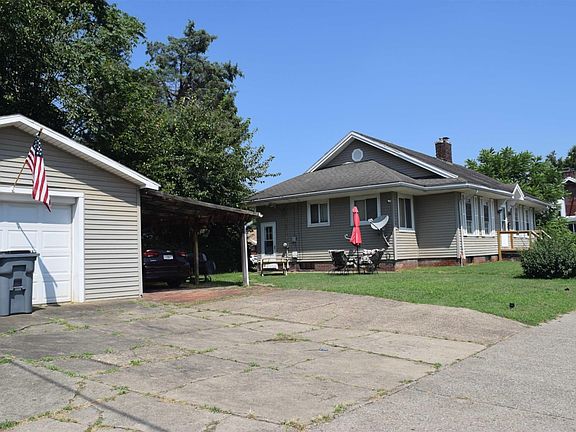 5th image of 733 Ravenswood Dr