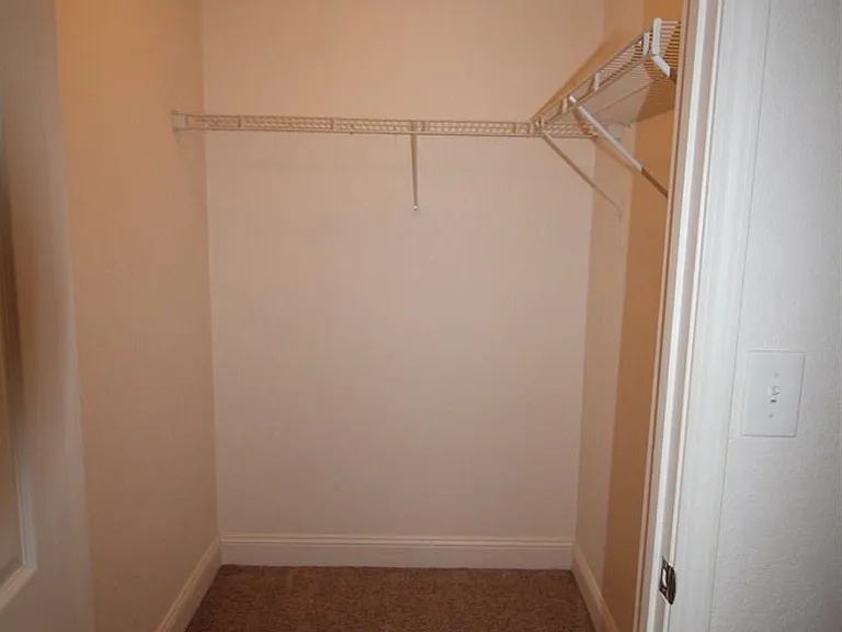 6250 Hamilton Bridge Rd #A — Photo 7