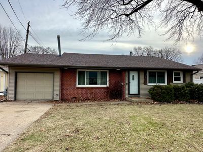305 W Miller Rd, Sterling, IL, 61081