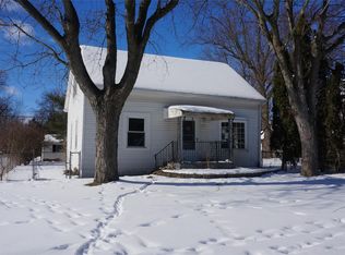 18841 Lathers St, Livonia, MI 48152