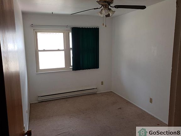 5th image of 7534 Hazelcrest Dr