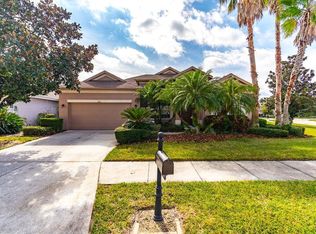 201 Londonderry Dr, Sarasota, FL 34240