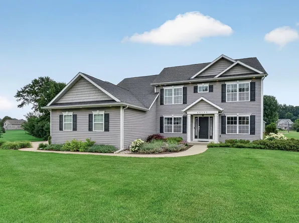 66155 Blackberry Rd, Edwardsburg, MI 49112