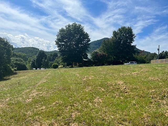 1st image of 21 Westover Dr Lot 21
