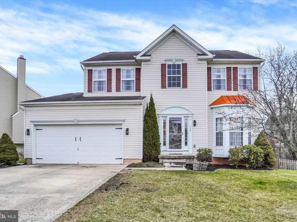 125 Sienna Dr, York, PA 17406