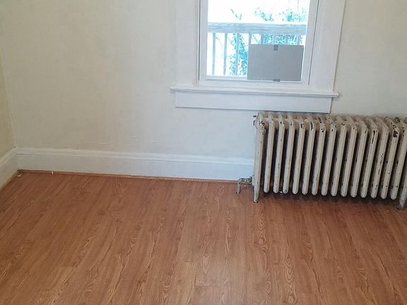 Laminate flooring