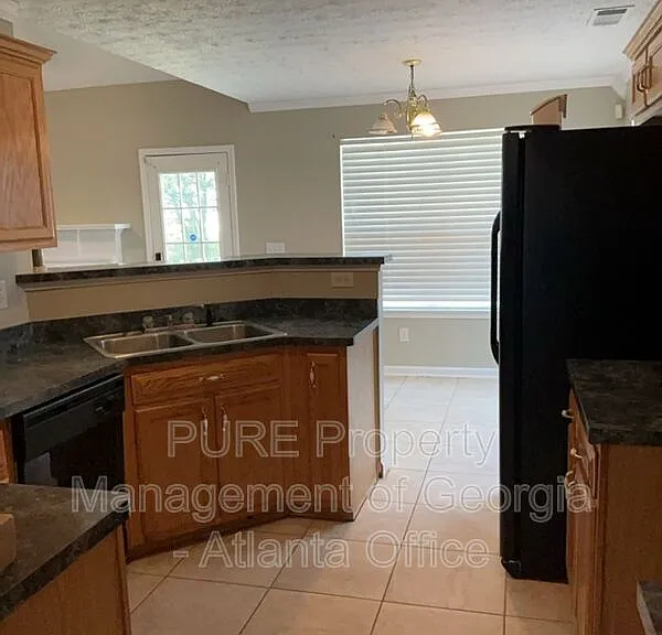 333 Summer Hill Cir — Photo 10