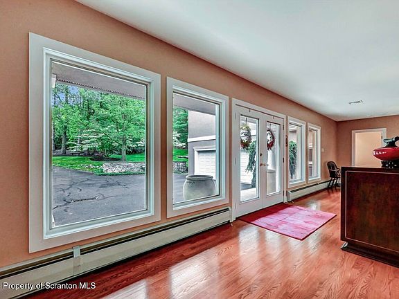 4th image of 119 Glenmaura Dr
