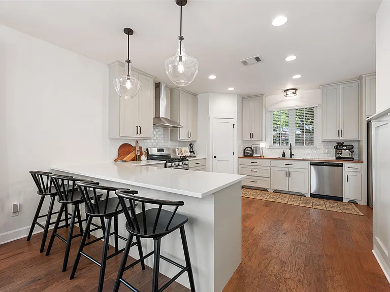 1301 West St — Photo 11