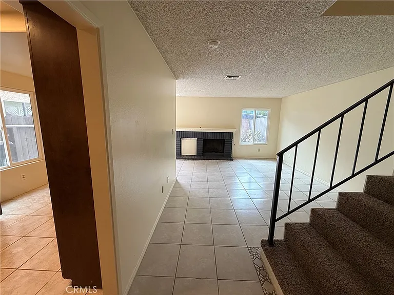 860 N Glassell St — Photo 12