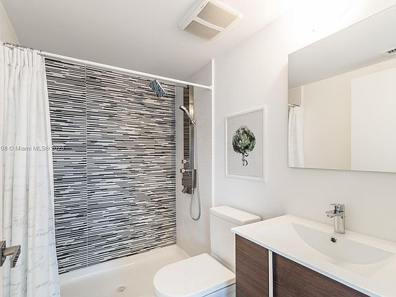 5th image of 740 Meridian Ave #23