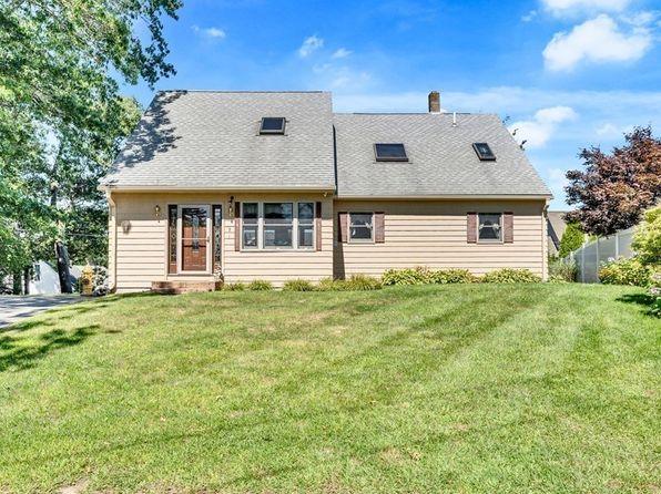 Webster MA Single Family Homes For Sale - 15 Homes | Zillow