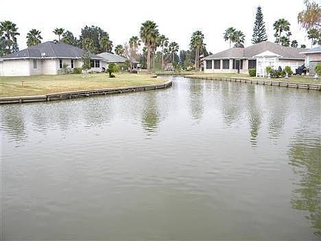 2nd image of 14 Kansas River Dr