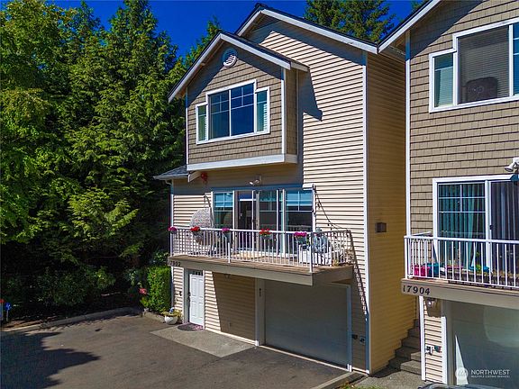 3rd image of 17902 NE 90th Street